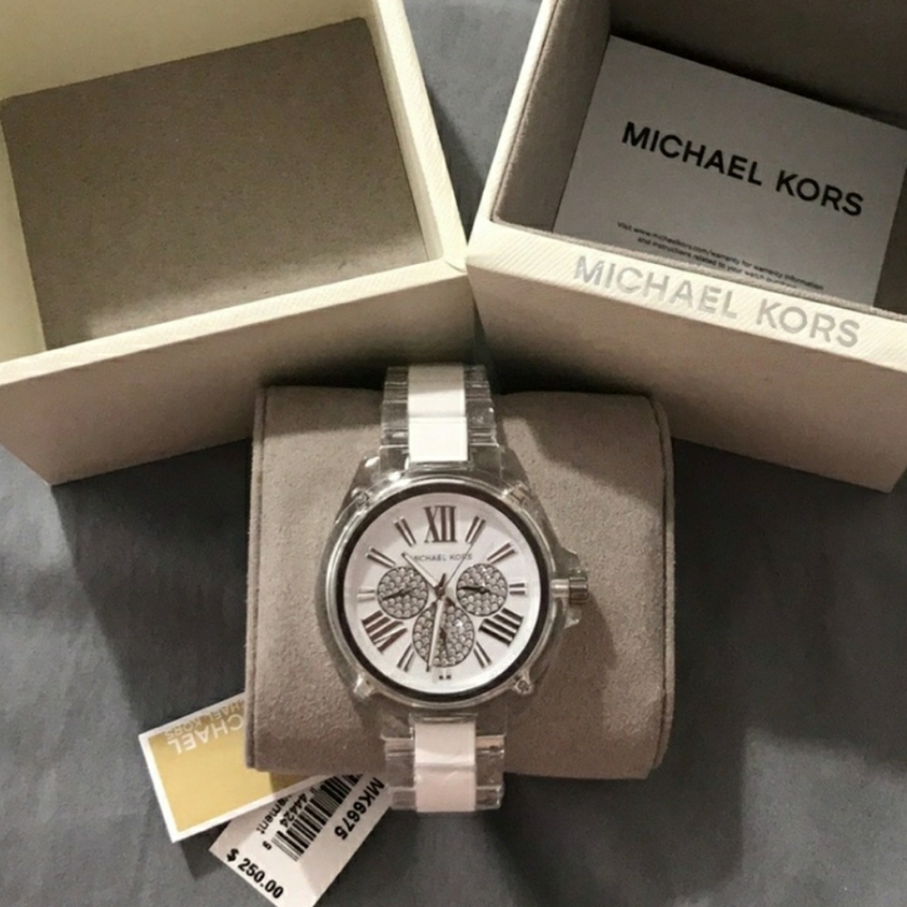 Looking for this MK watch